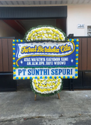 Papan Bunga Duka di Dwikora